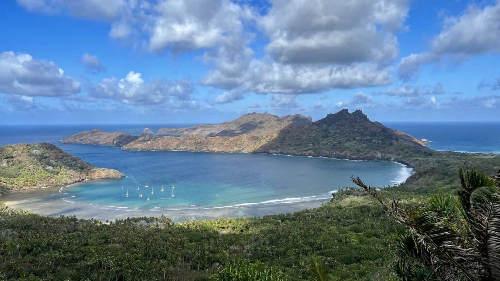 +-Nuku-Hiva-baie-de-Hatieu