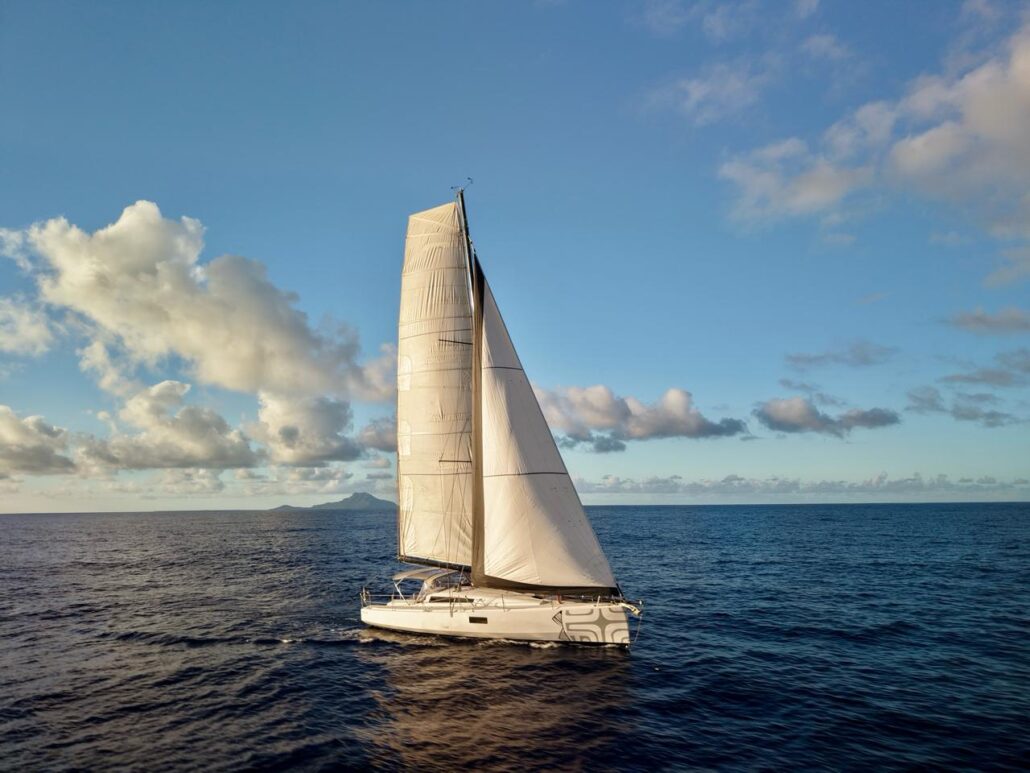 Croisière à la découverte des destinations des îles Sous-le-vent en Pogo