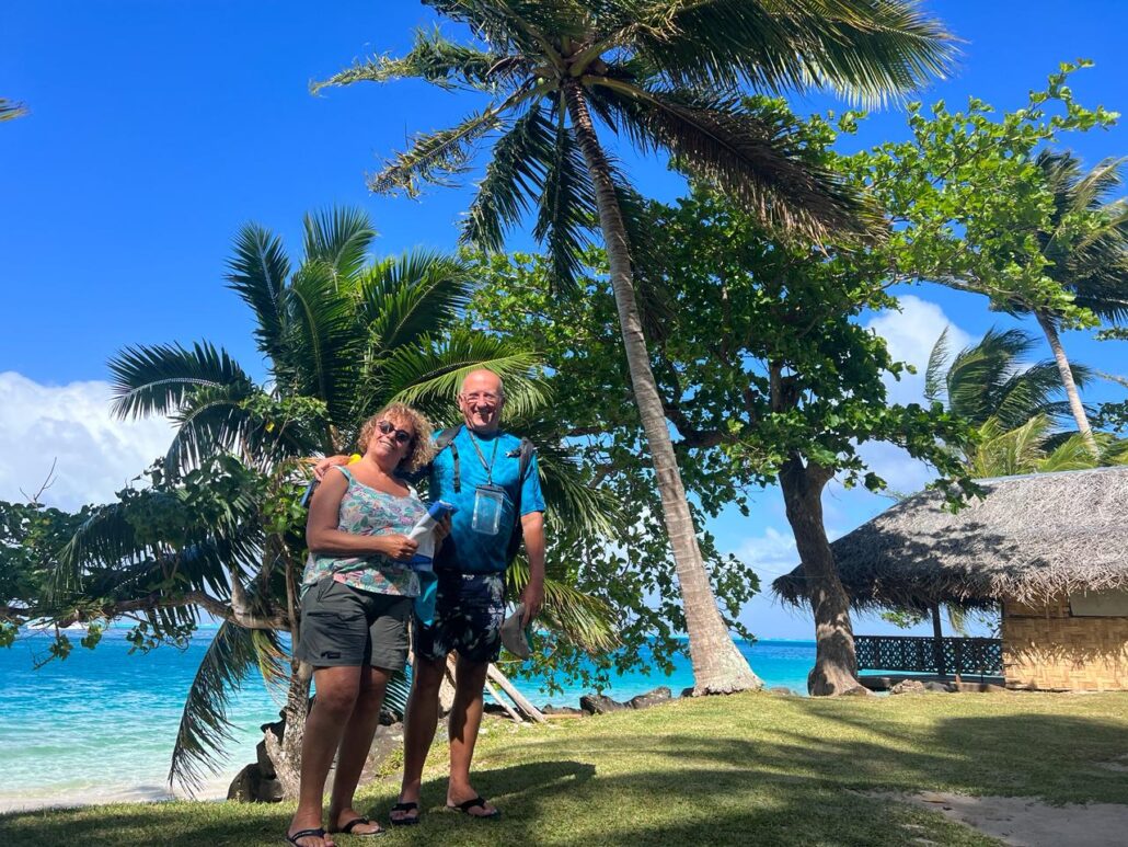 Escale en voilier à Huahine, dans les îles sous-le-vent